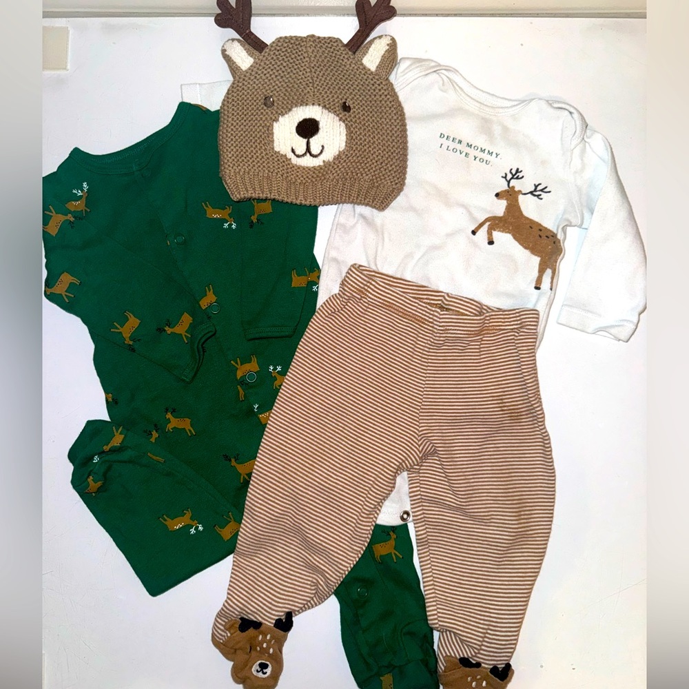 Carter’s Baby Reindeer Set